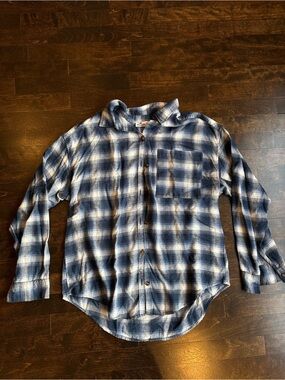 Blue Plaid Long-Sleeve Button-Up Shirt